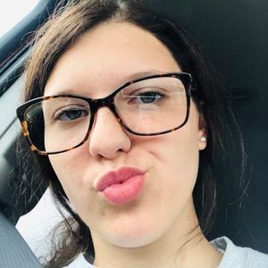 Meet your Posher, Erika